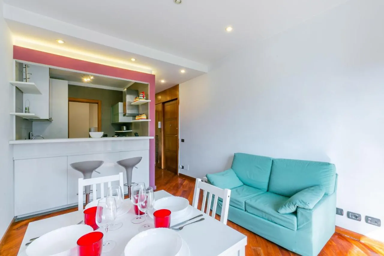 La Casa Di Delia By Typney Apartment Rome
